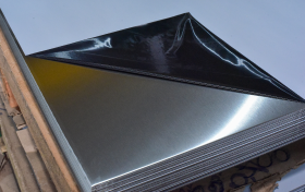 Conheça nossos acabamentos - Escovado (PVC branco e Preto)